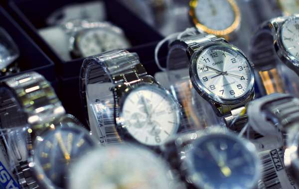 Can a Replica GMT Black Dial Fool the Experts?