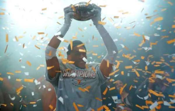 Nba2king CFB 26 Coins: Use coin rewards strategically