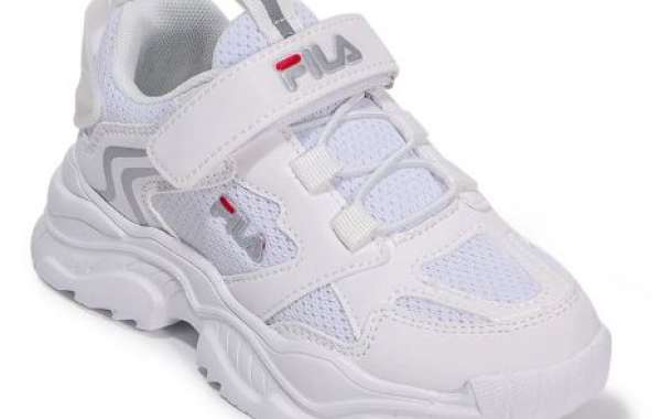 FILA Thunder รองเท้าลำลองเด็ก ดีไซน์สปอร์ต ใส่สบายทุกกิจกรรม