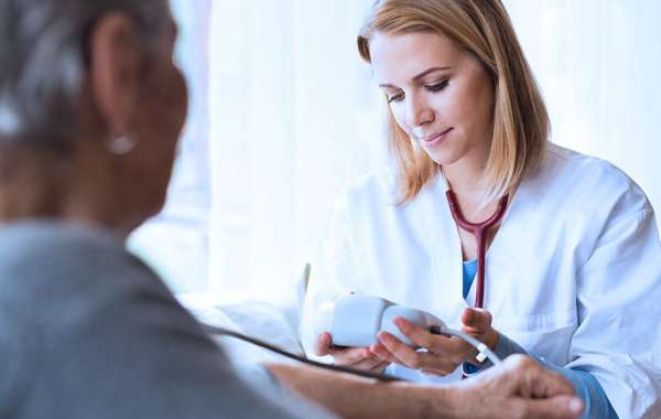 Doctor at Home in Dubai for Senior Citizens’ Safety