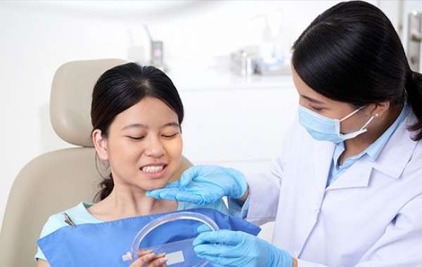 Top Dental Centers for Dental Crowns and Bridges in Dubai