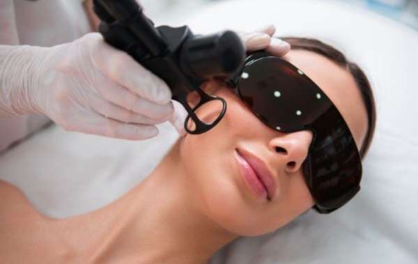 7 Things Patients Look for in a CO2 Laser Clinic